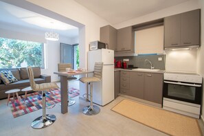Business House, 1 Bedroom, Ground Floor | Private kitchen - Ithaka Deluxe Home (Zakynthos)