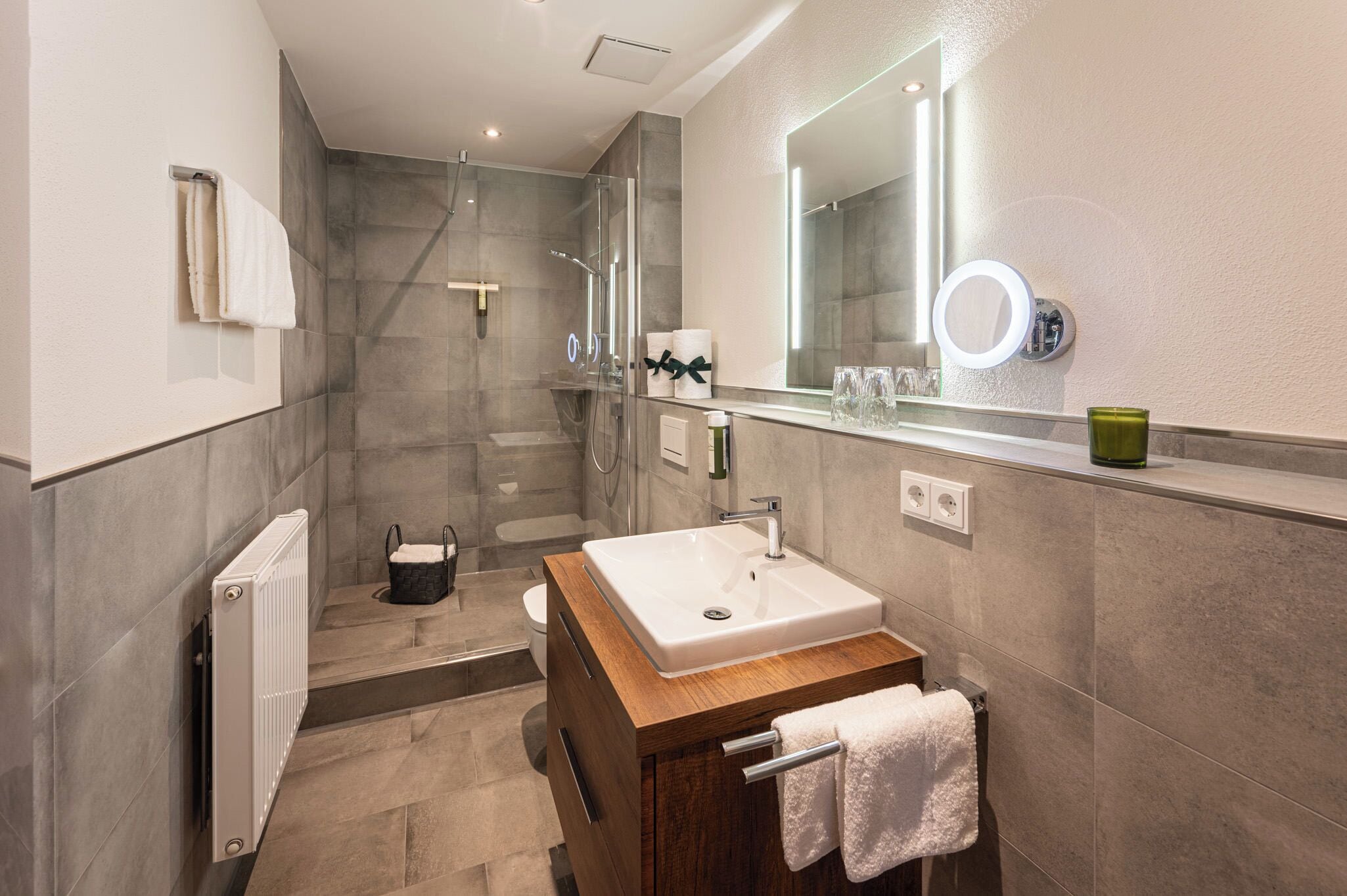 comfort plus double room | bathroom | eco-friendly toiletries, hair dryer, bathrobes, slippers