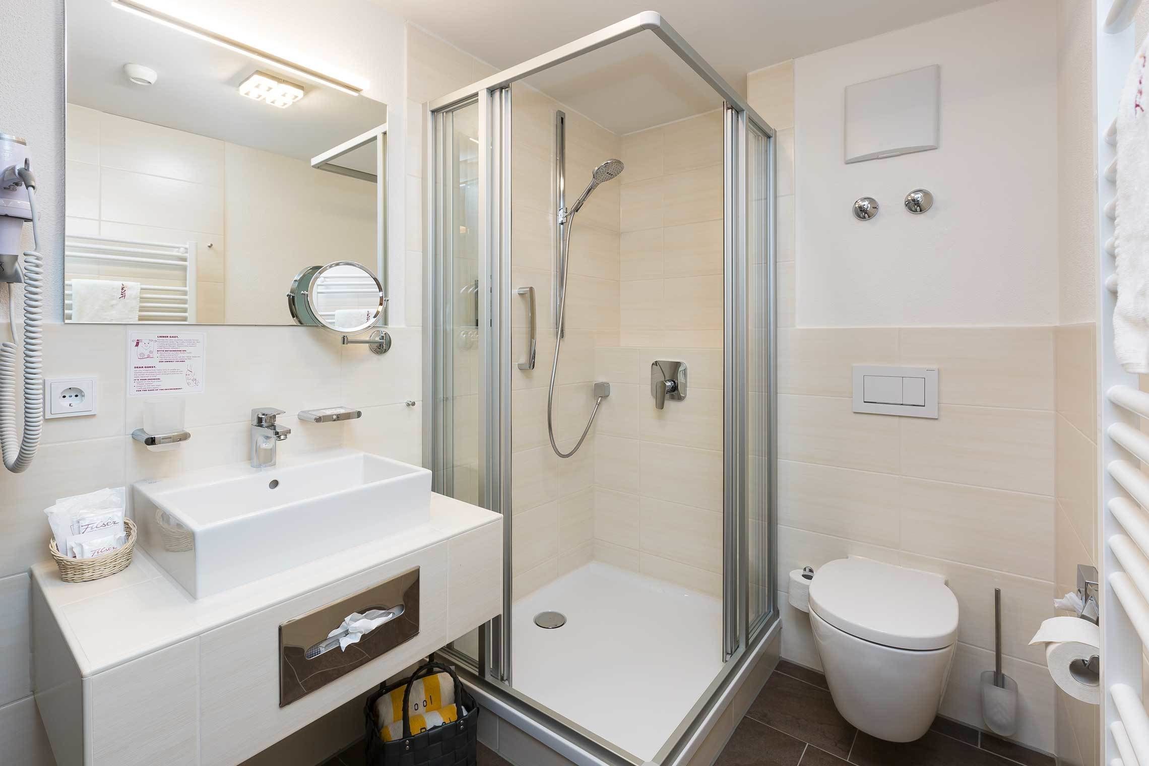 comfort single room, mountain view | room amenity