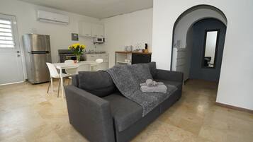 Family Apartment | Living area | Smart TV, Netflix