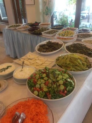 Frühstück, Mittagessen und Abendessen