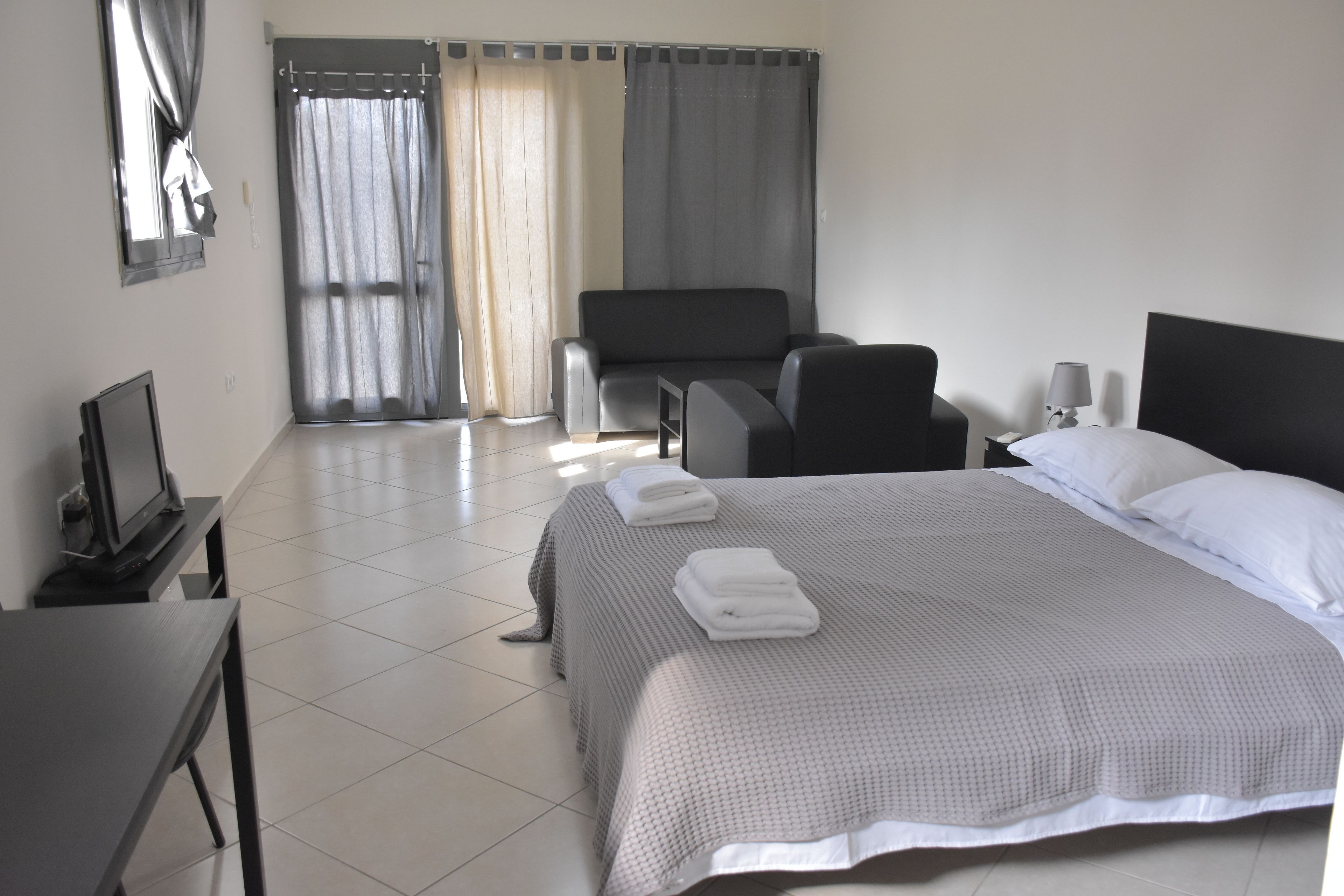 Studio | Soundproofing, free WiFi