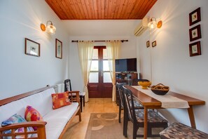 TV - Vanda - sea View Apartment Magda (Mali Losinj)