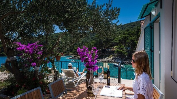 Appartement (2 Bedrooms) | Balcon