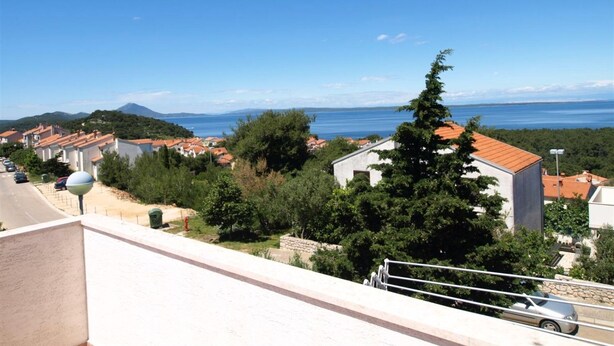 Apartment (1 Bedroom) | Balkon