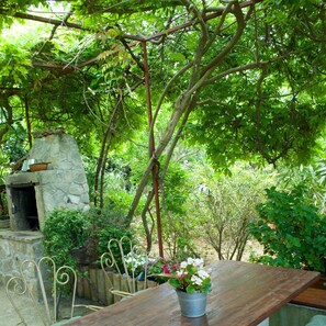 Aire de pique-nique/barbecue