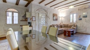 Leilighet (2 Bedrooms) | Oppholdsrom | TV
