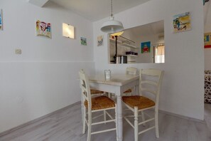 Apartment, 2 Bedrooms | In-room dining - Mandarina - sea View Apartment Nera (Mali Losinj)