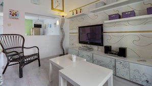 Apartment, 2 Schlafzimmer | Wohnbereich