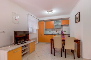 Apartment (1 Bedroom) | Living area
