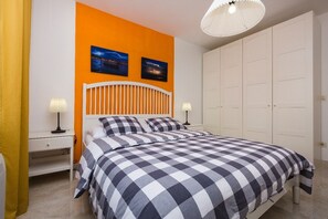 1 bedroom, iron/ironing board, bed sheets - Montevideo - J. Wellington Wimpy (Mali Losinj)