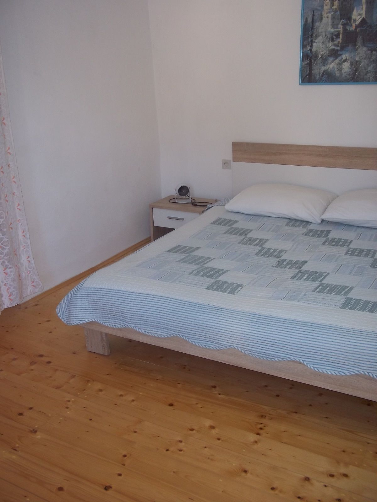 3 bedrooms, individually decorated, individually furnished, free WiFi