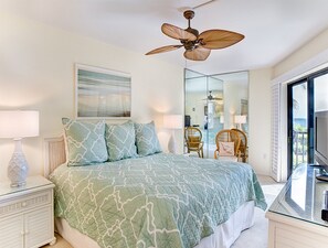 Condo, 2 Bedrooms
