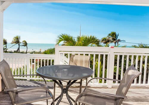 Conch-captiva Beach Villas