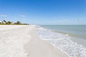 Condo, 3 Bedrooms | Beach