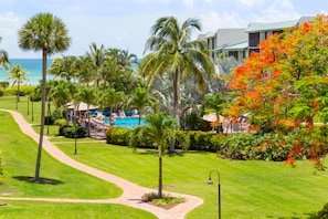 Condo, 2 Bedrooms | Property grounds - Loggerhead 133 (Sanibel)