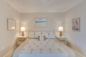 Condo, 2 Bedrooms