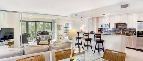 Appart'hôtel, 2 chambres | Restauration dans la chambre