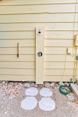 Condo, 1 Bedroom | Front of property