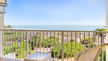 Appart'hôtel, 3 chambres | Balcon