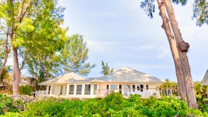 House, 4 Bedrooms | Property grounds - Arcadia (Captiva)