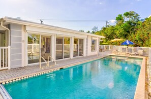 Huis, 3 slaapkamers | Buitenzwembad | Een buitenzwembad