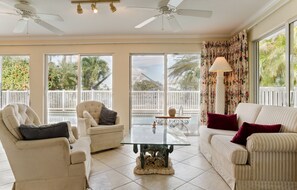 Living area - Manatee Landing (Sanibel)