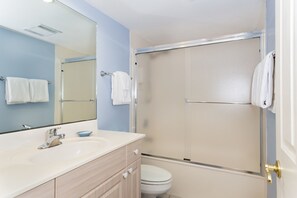 Bathroom - Kings Crown 111 (Sanibel)