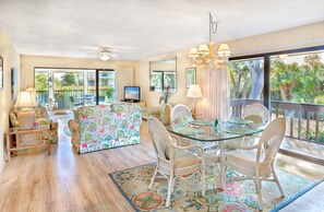 Appartement, 3 slaapkamers | Dineren in de kamer