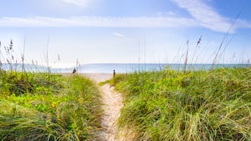 Condo, 2 Bedrooms | Beach | Beach nearby