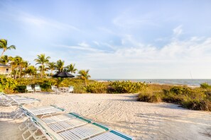 Huoneisto, 2 makuuhuonetta | Näkymä rannalle/valtamerelle