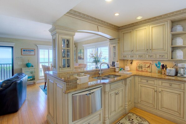 Condo, 3 Bedrooms | Private kitchen - Captiva Shores 7A (Captiva)