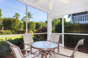 Condo, 2 Bedrooms | Property grounds