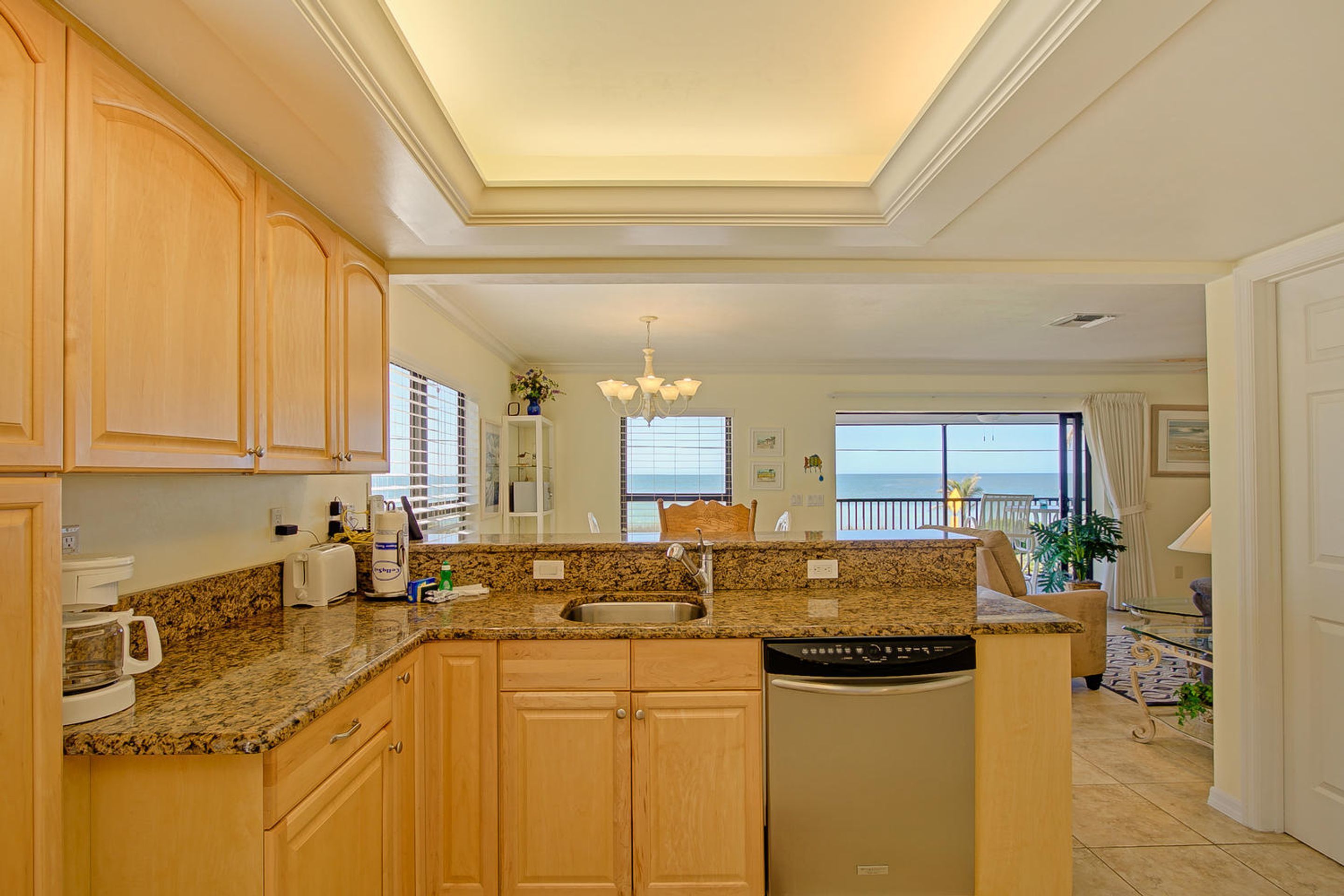 Condo, 3 Bedrooms | Private kitchen