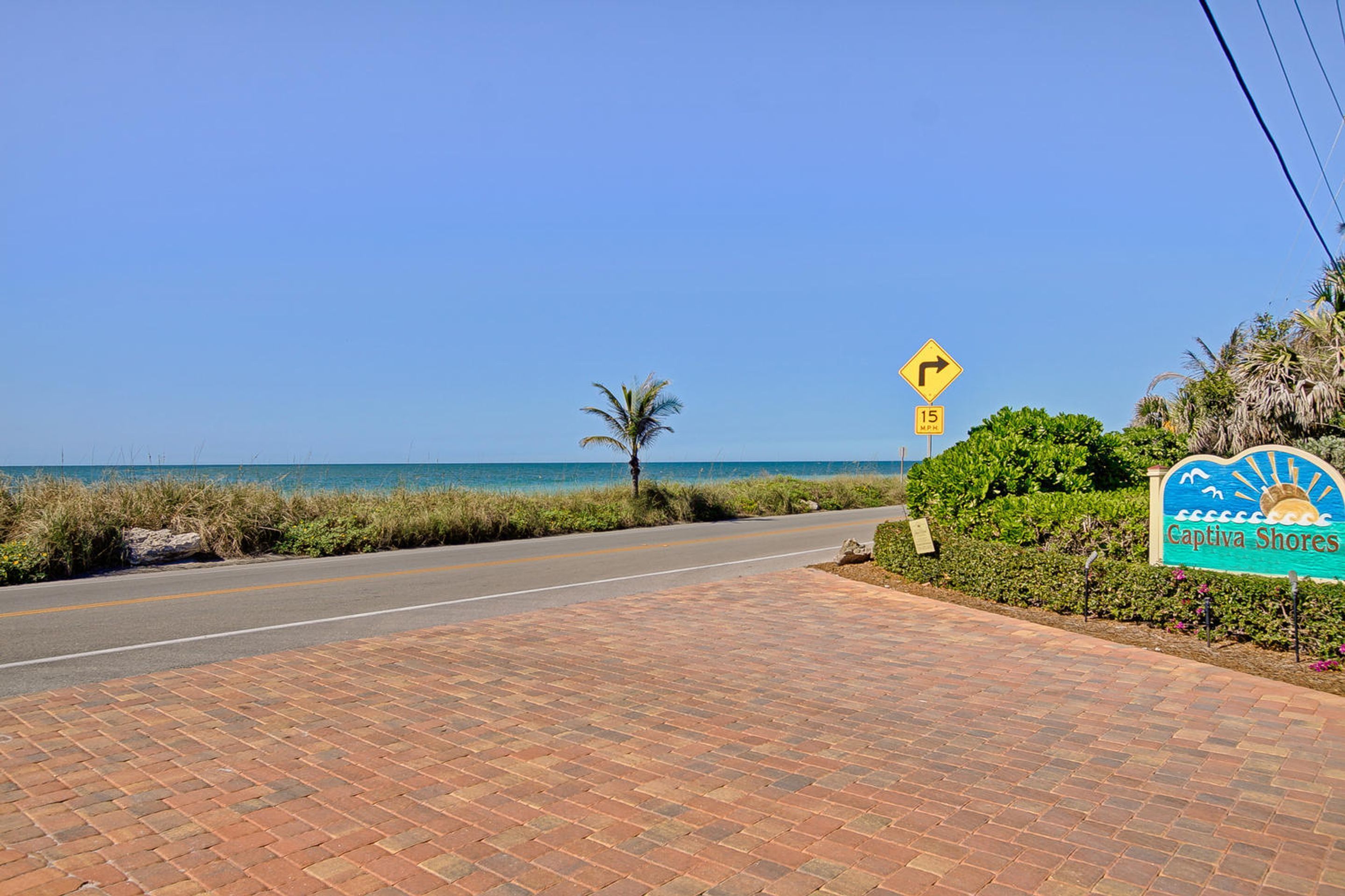 Condo, 3 Bedrooms | Property grounds