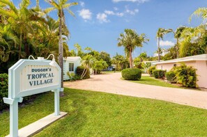 Condo, 1 Bedroom | Property grounds