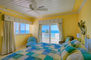 聯排別墅, 3 間臥室 | 3 間臥室、書桌、網路服務、床單