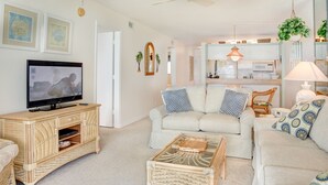 Condo, 2 Bedrooms | Living area - Mariner Point 1082 (Sanibel)