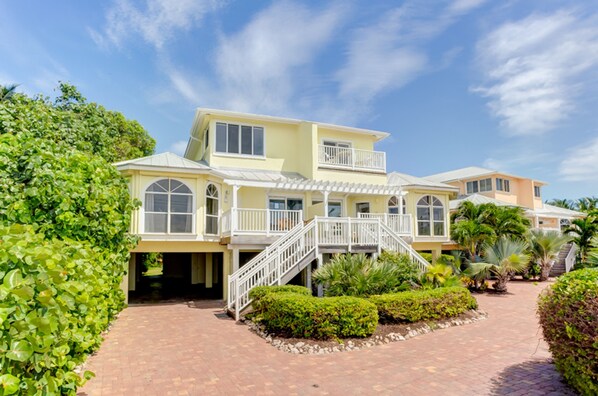 Condo, 3 Bedrooms | Front of property - Ark-captiva Beach Villas (Captiva)