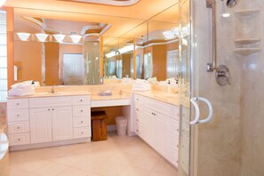 Condo, 3 Bedrooms | Bathroom