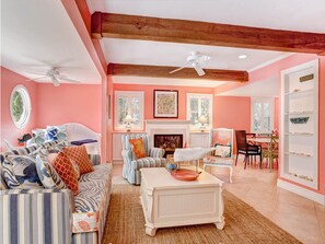 House, 3 Bedrooms | Living area