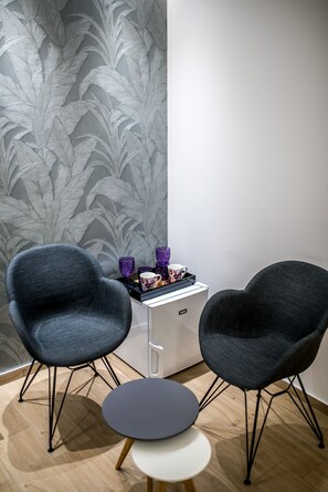 In-room safe, blackout curtains, soundproofing, iron/ironing board