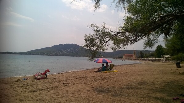 Beach - Rose place (Spata-Artemida)