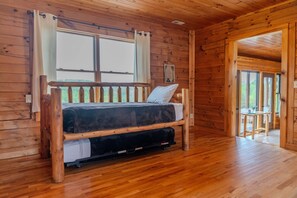 7 bedrooms, iron/ironing board, travel crib, free WiFi