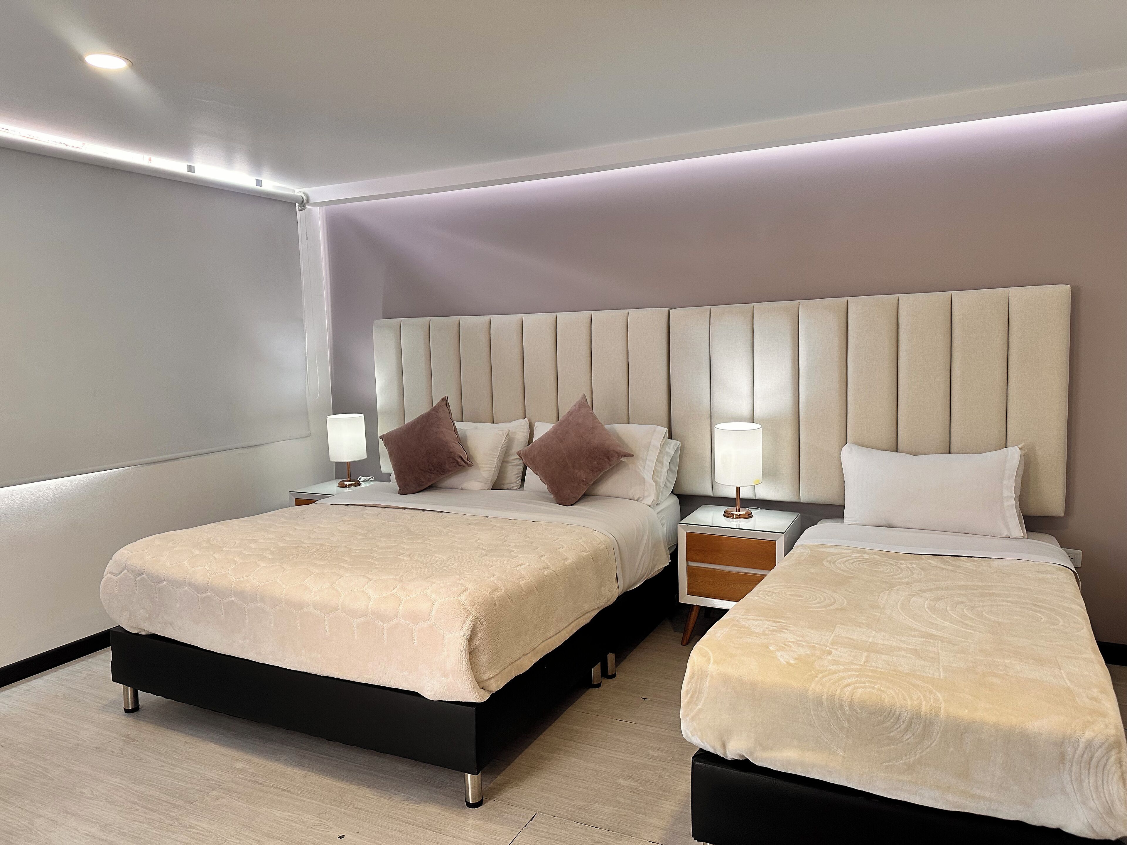 Comfort Triple Room | Laptop workspace, free WiFi, bed sheets