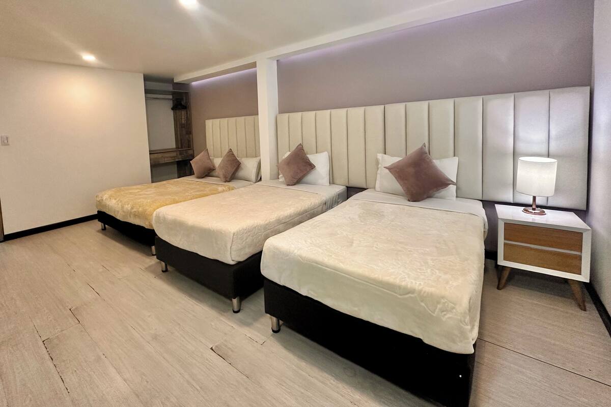 Familien-Vierbettzimmer