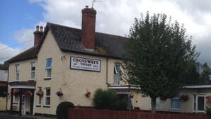 Unclassified image, 3 of 8, button - CROSSWAYS TAVERN (Exeter)