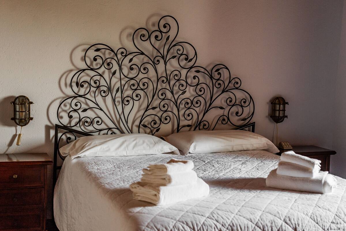 Individually decorated, individually furnished, free WiFi, bed sheets
