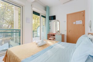 Comfort-Doppelzimmer | Hochwertige Bettwaren, Daunenbettdecken, Zimmersafe