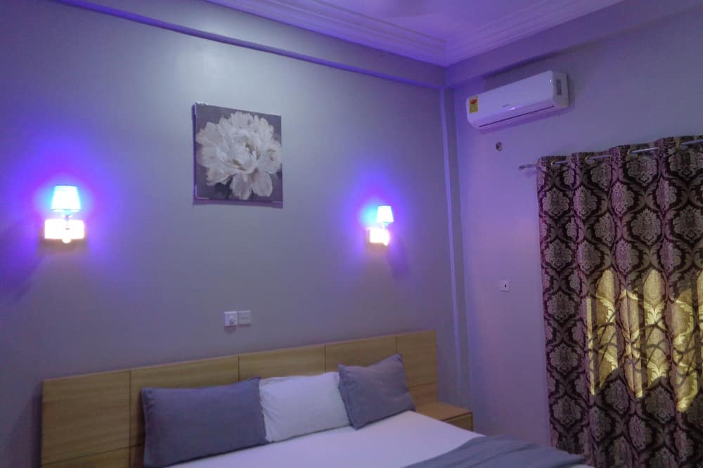 Queensland Hotel